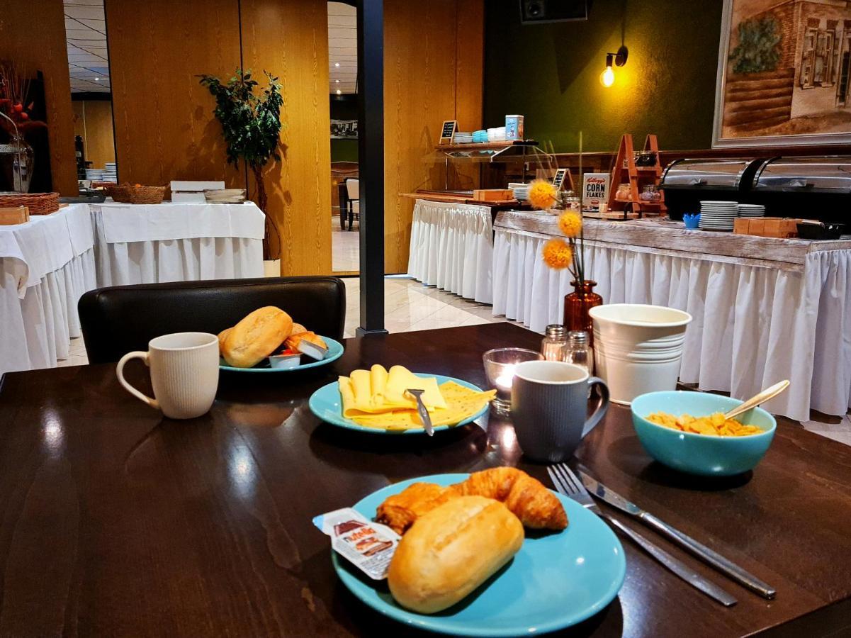 Hotel Restaurant 'T Trefpunt Made Eksteriør billede